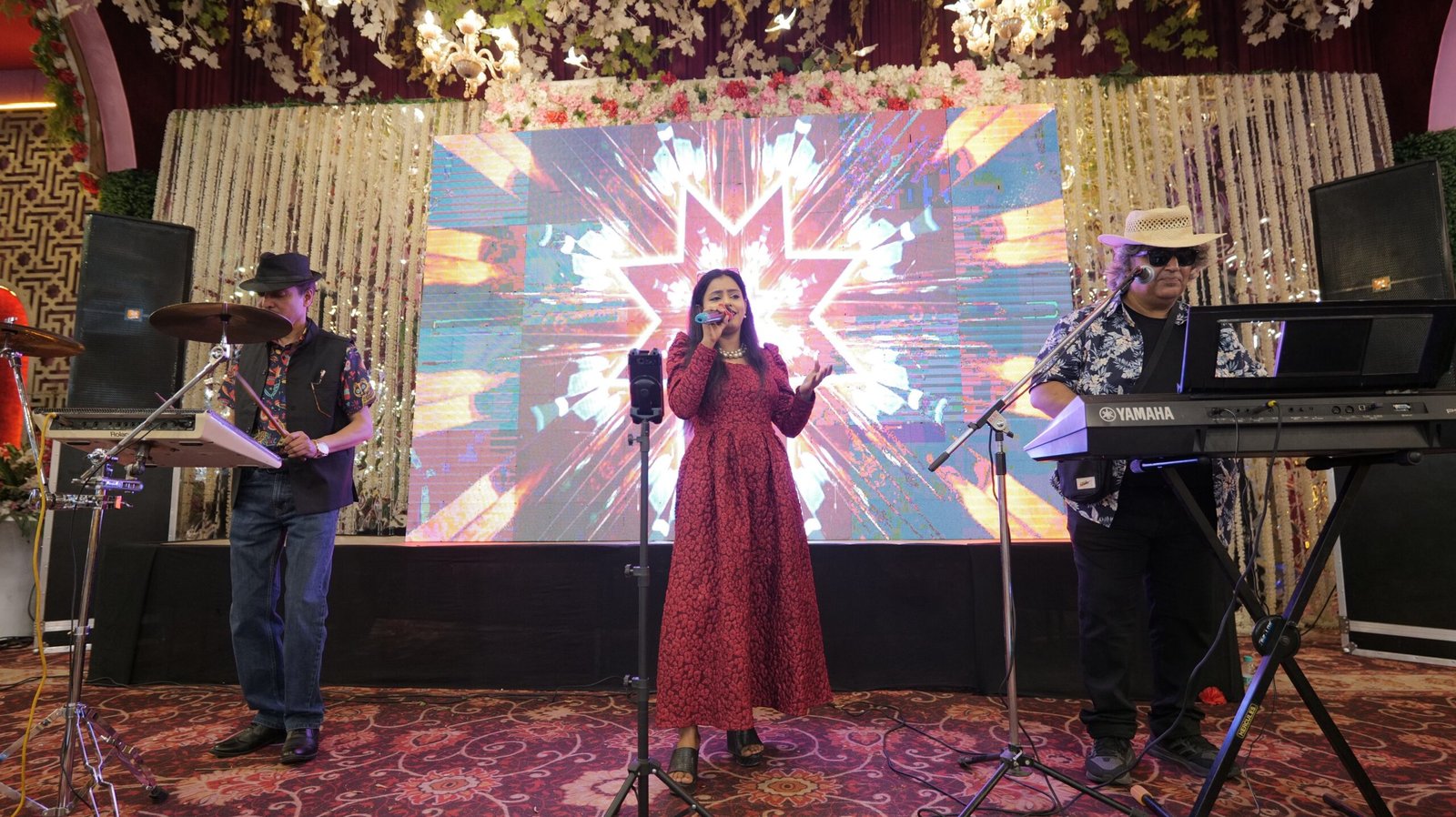 Hotel Kuber Murthal Live Singing